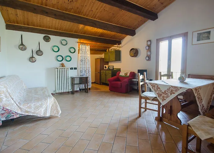 Alloggio per agriturismo Ca'de'gatti *