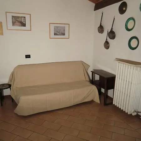 Alloggio per agriturismo Ca'de'gatti *