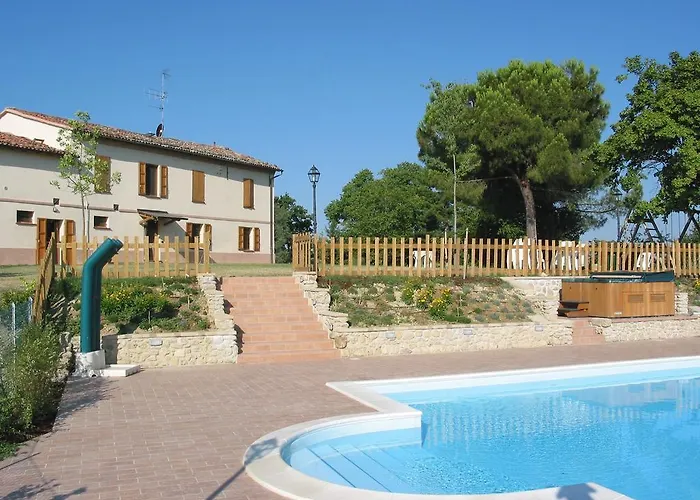 Ca'de'gatti Çiftlik konaklama